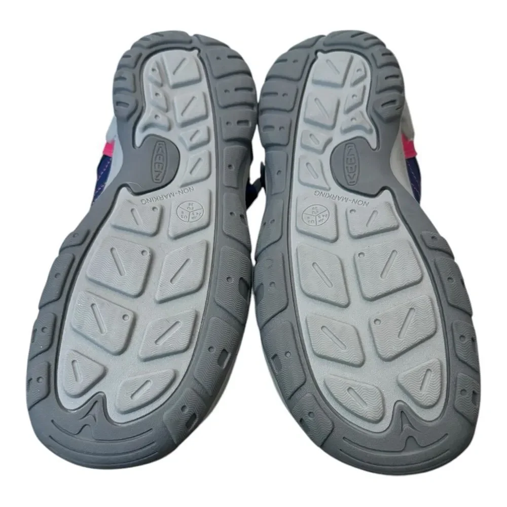 New KEEN Big Kids' Knotch Peak Easy Close Youth Sneakers 6